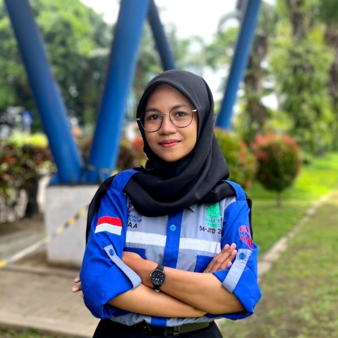 Siti Romadhona Oktaviana